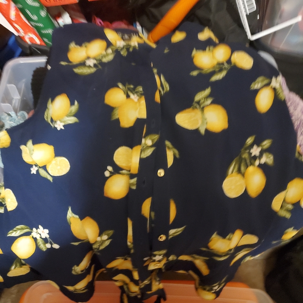 Sleeveless top